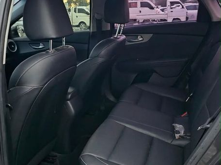 Kia K3, 2020 — photo 10