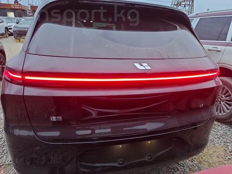 Li Auto (Lixiang) L6, 2025 — photo 1