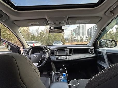 Toyota RAV4, 2017 — фото 4