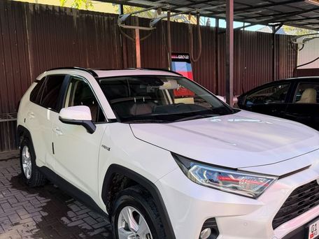 Toyota RAV4, 2019 — photo 4
