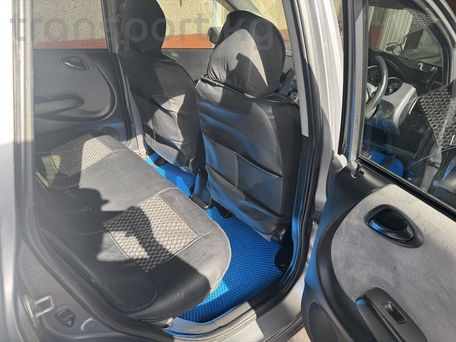 Honda Fit, 2004 — photo 10