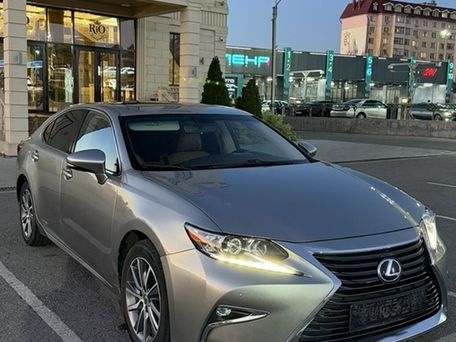 Lexus ES, 2018 — photo 2