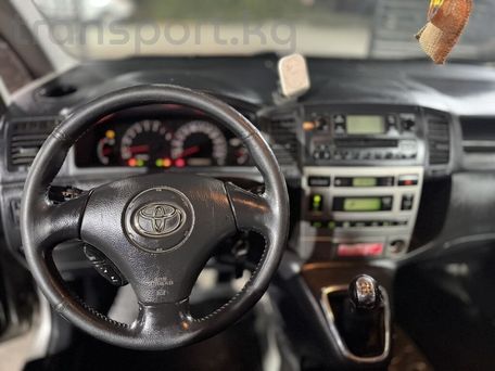 Toyota Corolla Verso, 2004 — сүрөт 10