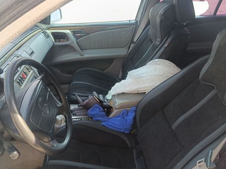 Mercedes-Benz E-Class, 1998 — photo 14