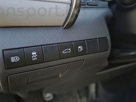 Toyota Camry, 2018 — фото 9