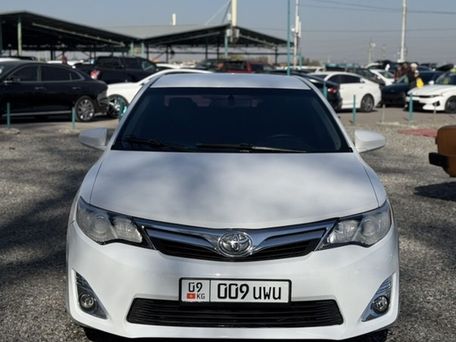 Toyota Camry, 2013 — photo 2
