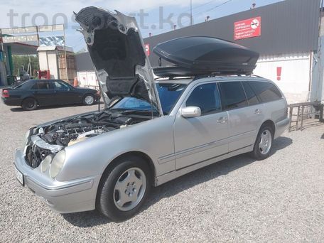 Mercedes-Benz E-Class, 2000 — photo 12