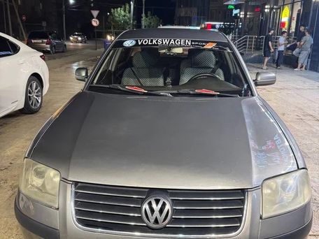 Volkswagen Passat, 2001