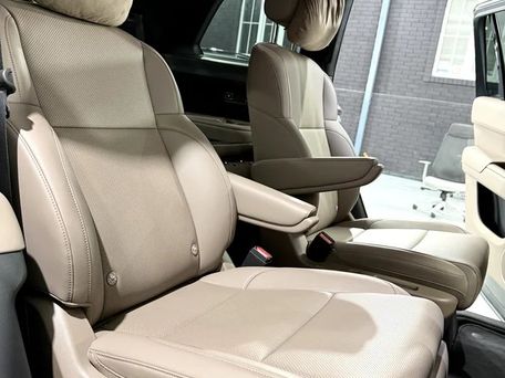 Li Auto (Lixiang) L9, 2025 — 照片 12