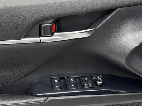 Toyota Camry, 2019 — photo 11
