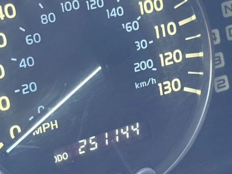 Lexus LX, 2006 — photo 11