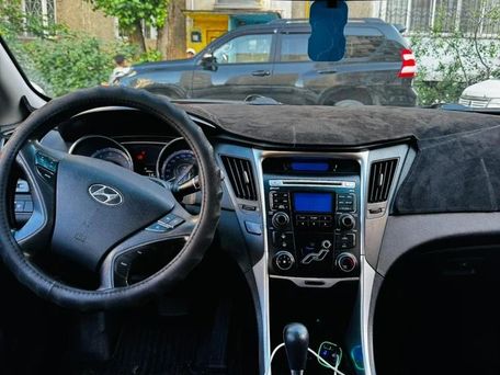 Hyundai Sonata, 2010 — photo 2