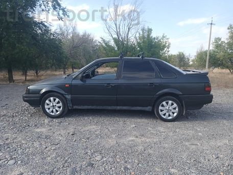 Volkswagen Passat, 1989 — сүрөт 7
