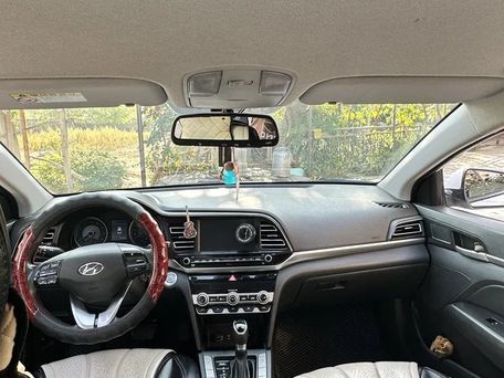 Hyundai Avante, 2018 — сүрөт 11