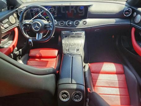 Mercedes-Benz E-Класс, 2022 — фото 7
