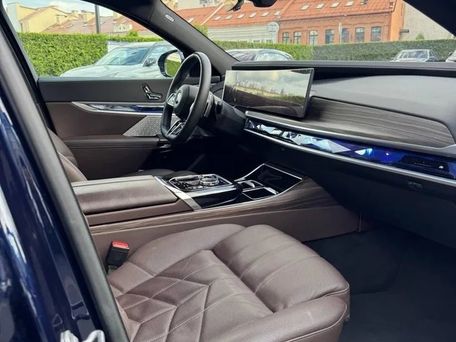 BMW 7 серии, 2025 — сүрөт 10