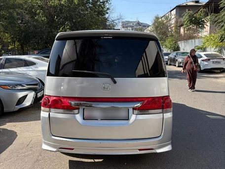 Honda Stepwgn, 2005 — сүрөт 4