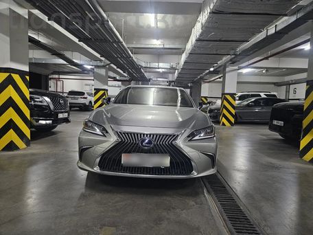Lexus ES, 2019 — фото 1