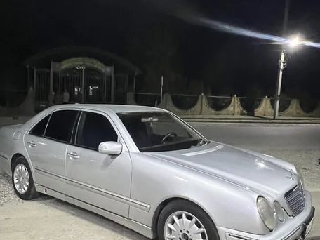 Mercedes-Benz E-Класс, 2000 — photo 1