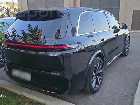 Li Auto (Lixiang) L8, 2023 — 照片 3