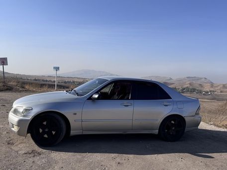 Lexus IS, 2002 — 照片 2