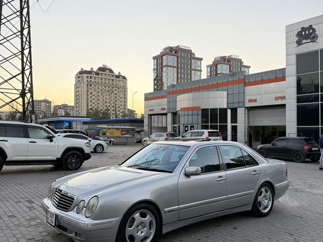 Mercedes-Benz E-Class, 2001 — сүрөт 3