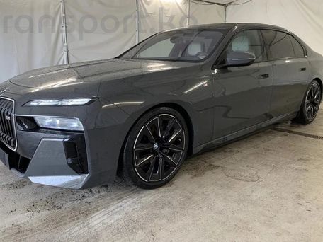 BMW i7, 2022 — фото 1