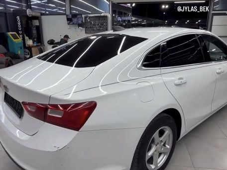 Chevrolet Malibu, 2017 — 照片 5