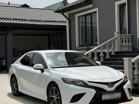 Toyota Camry, 2019 — сүрөт 4