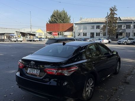 Toyota Camry, 2020 — 照片 4