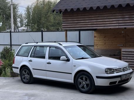 Volkswagen Golf, 2002