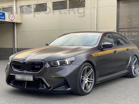 BMW M5, 2024 — photo 1