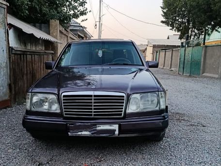 Mercedes-Benz W124, 1993