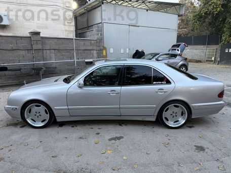 Mercedes-Benz E-Class, 2002 — photo 1