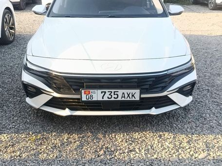Hyundai Elantra, 2023 — 照片 3