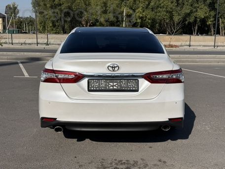 Toyota Camry, 2019 — фото 5