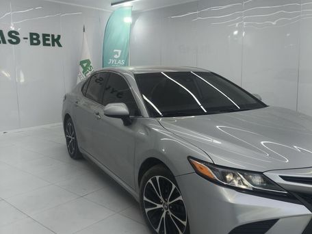 Toyota Camry, 2018 — photo 6