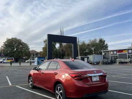 Toyota Corolla, 2018 — 照片 4