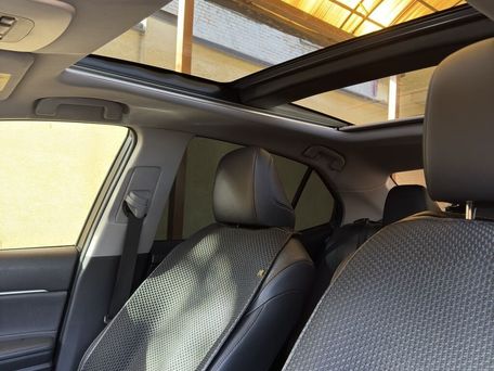 Toyota Camry, 2018 — сүрөт 9