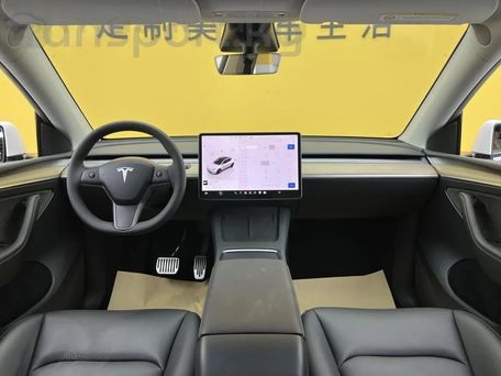 Tesla Model Y, 2022 — 照片 3