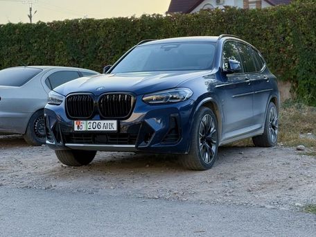 BMW iX3, 2023 — 照片 1