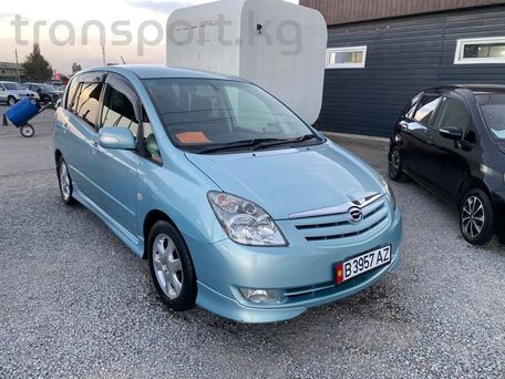 Toyota Corolla Spacio, 2003 — 照片 1