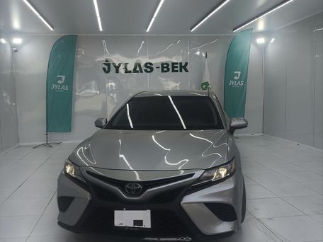 Toyota Camry, 2018 — сүрөт 2