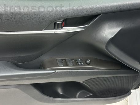 Toyota Camry, 2021 — сүрөт 7