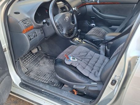 Toyota Avensis, 2004 — 照片 8