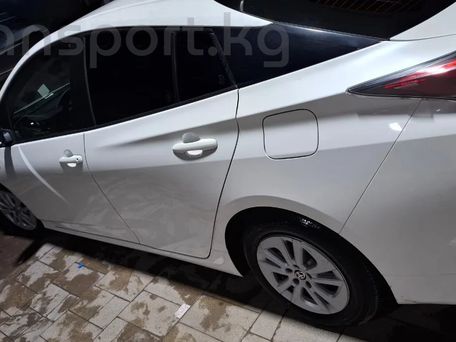 Toyota Prius, 2018 — фото 6