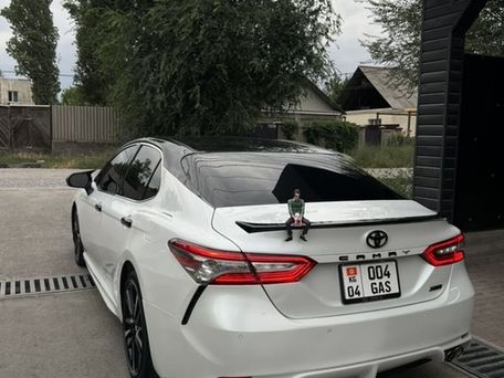 Toyota Camry, 2018 — фото 10