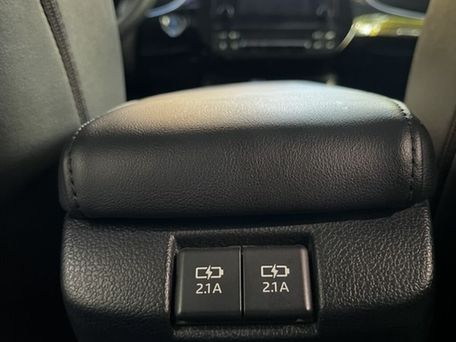 Toyota Prius, 2019 — photo 9
