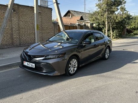 Toyota Camry, 2018 — фото 4