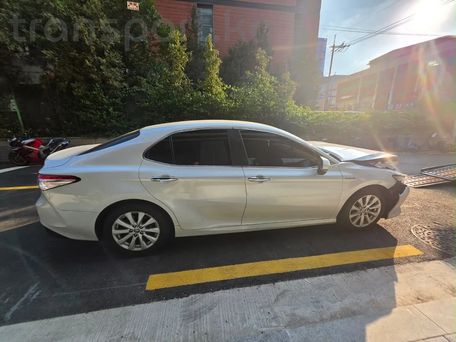 Toyota Camry, 2020 — 照片 3